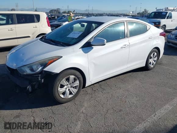 2016 Hyundai Elantra SE z VIN 5NPDH4AE6GH700453, wystawiony jako IAAI lot #43493797 z przebiegiem 219 175 mil mil oraz . Historia ofert i sprzedaży dostępna na DreamBid. Obrazek 17.