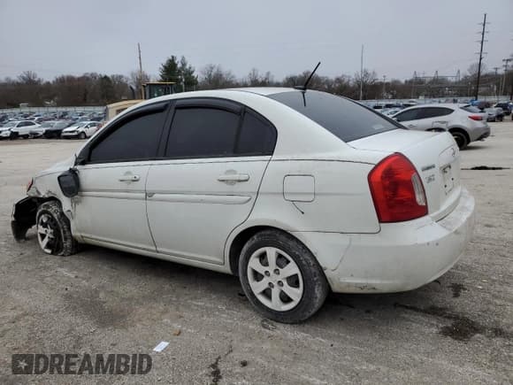 ✅ 2010 Hyundai Accent GLS • VIN: KMHCN4AC6AU413917 • Лот: 84208854. Опубликован ранее на Copart с пробегом 195 739 миль. Бесплатный доступ к архиву аукционных продаж из США и подробный отчёт об истории автомобиля на DreamBid. Изображение 2.