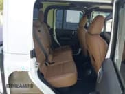 ✅ 2021 Jeep Gladiator Overland • VIN: 1C6HJTFG3ML584038 • Лот: 42634959. Опубликован ранее на IAAI с пробегом 21 843 миль. Бесплатный доступ к архиву аукционных продаж из США и подробный отчёт об истории автомобиля на DreamBid. Изображение 8.