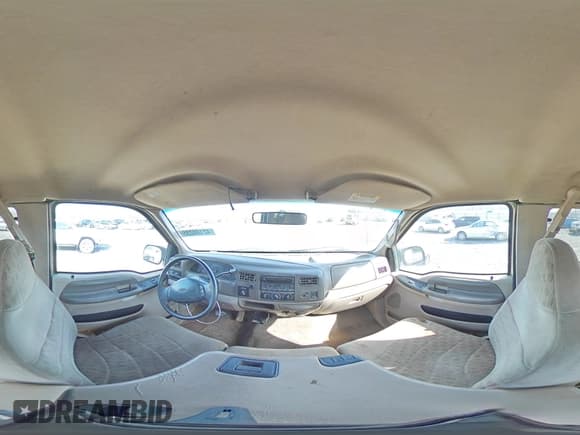 ✅ 2000 Ford F-250 XL • VIN: 1FTNX21S0YED56024 • Lot: 42188235. Listed on Copart with 303,331 mi. Free auction sales archive from the USA and detailed vehicle history report at DreamBid. Image 13.