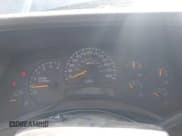 ✅ 2005 Chevrolet Silverado 2500HD LS • VIN: 1GCHK23UX5F857938 • Lot: 42169810. Wystawiony na IAAI z przebiegiem 212 327 mil. Bezpłatny archiwum sprzedaży aukcyjnych z USA i szczegółowy raport historii pojazdu na DreamBid. Zdjęcie 7.