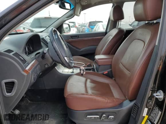 2011 Hyundai Veracruz GLS z VIN KM8NU4CCXBU173281, wystawiony jako Copart lot #43413205 z przebiegiem 196 474 mil mil oraz Szkoda całkowita • Salvage title. Historia ofert i sprzedaży dostępna na DreamBid. Obrazek 7.