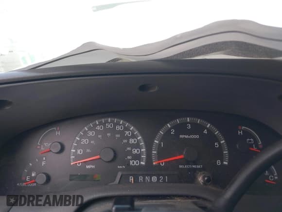 ✅ 2000 Ford Expedition XLT • VIN: 1FMRU1562YLB35324 • Лот: 42602516. Опубликован ранее на IAAI с пробегом Не указан. Бесплатный доступ к архиву аукционных продаж из США и подробный отчёт об истории автомобиля на DreamBid. Изображение 7.