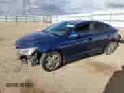 ✅ 2019 Hyundai Elantra SEL • VIN: 5NPD84LF2KH435514 • Лот: 81142185. Опубликован ранее на Copart с пробегом 106 215 миль. Бесплатный доступ к архиву аукционных продаж из США и подробный отчёт об истории автомобиля на DreamBid. Изображение 1.