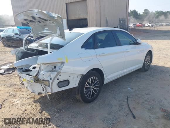 ✅ 2020 Volkswagen Jetta S • VIN: 3VWCB7BU7LM051686 • Lot: 42417724. Listed on IAAI with 69,774 mi. Free auction sales archive from the USA and detailed vehicle history report at DreamBid. Image 4.