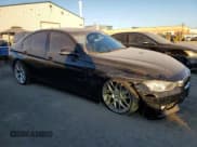 ✅ 2013 BMW 3 Series 328i xDrive • VIN: WBA3B3C54DF531184 • Lot: 90027915. Wystawiony na Copart z przebiegiem 136 680 mil. Bezpłatny archiwum sprzedaży aukcyjnych z USA i szczegółowy raport historii pojazdu na DreamBid. Zdjęcie 4.