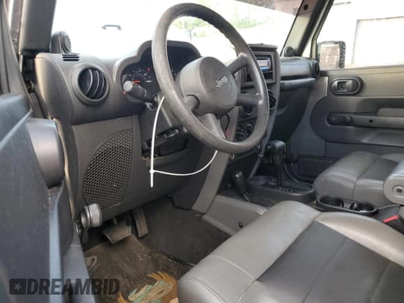 ✅ 2008 Jeep Wrangler X • VIN: 1J4FA24168L601679 • Лот: 81061885. Опубликован ранее на Copart с пробегом 70 649 миль. Бесплатный доступ к архиву аукционных продаж из США и подробный отчёт об истории автомобиля на DreamBid. Изображение 8.