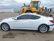 ✅ 2014 Hyundai Genesis Coupe 2.0T • VIN: KMHHT6KD2EU119029 • Lot: 42563822. Wystawiony na IAAI z przebiegiem 66 771 mil. Bezpłatny archiwum sprzedaży aukcyjnych z USA i szczegółowy raport historii pojazdu na DreamBid. Zdjęcie 14.