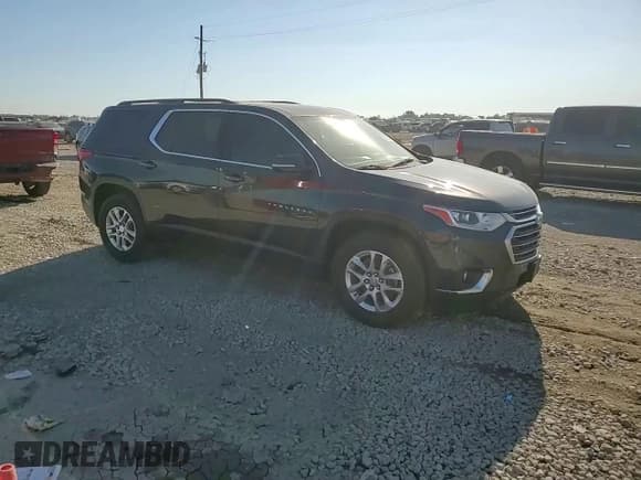 ✅ 2020 Chevrolet Traverse LT Cloth • VIN: 1GNERGKW8LJ198631 • Lot: 90979645. Listed on Copart with 134,662 mi. Free auction sales archive from the USA and detailed vehicle history report at DreamBid. Image 14.