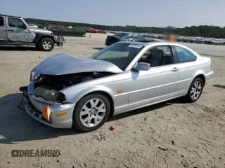 2000 BMW 3 Series 323Ci с VIN WBABM3343YJN81364, выставлен на аукционе Copart как лот 53440575 с пробегом Не указан миль и Списание • Salvage title. История ставок и продаж доступна на DreamBid. Изображение 1.
