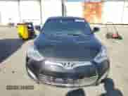 2017 Hyundai Veloster z VIN KMHTC6AD7HU316956, wystawiony jako Copart lot #81876095 z przebiegiem 83 047 mil mil oraz Czysty tytuł • Clean title. Historia ofert i sprzedaży dostępna na DreamBid. Obrazek 5.