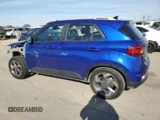 2022 Hyundai Venue SEL с VIN KMHRC8A3XNU161926, выставлен на аукционе Copart как лот 77462654 с пробегом 56 693 миль миль и Списание • Salvage title. История ставок и продаж доступна на DreamBid. Изображение 2.