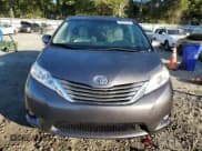 ✅ 2011 Toyota Sienna XLE AAS • VIN: 5TDYK3DCXBS139023 • Lot: 86787145. Listed on Copart with 219,650 mi. Free auction sales archive from the USA and detailed vehicle history report at DreamBid. Image 5.