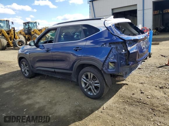 ✅ 2021 Kia Seltos S • VIN: KNDEUCAA7M7054413 • Lot: 87266705. Listed on Copart with 47,596 mi. Free auction sales archive from the USA and detailed vehicle history report at DreamBid. Image 2.