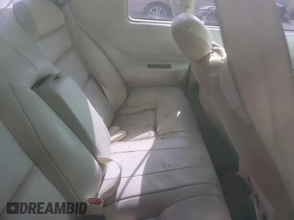 ✅ 2001 Cadillac Eldorado Touring ETC • VIN: 1G6ET12931B110029 • Lot: 52779505. Wystawiony na Copart z przebiegiem 173 073 mil. Bezpłatny archiwum sprzedaży aukcyjnych z USA i szczegółowy raport historii pojazdu na DreamBid. Zdjęcie 10.