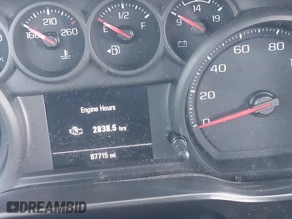 ✅ 2021 Chevrolet Silverado 1500 Custom Trail Boss • VIN: 3GCPYCEF0MG249938 • Lot: 42609775. Wystawiony na IAAI z przebiegiem 87 715 mil. Bezpłatny archiwum sprzedaży aukcyjnych z USA i szczegółowy raport historii pojazdu na DreamBid. Zdjęcie 16.