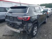 ✅ 2019 Jeep Compass Latitude • VIN: 3C4NJDBB4KT593344 • Lot: 42591052. Wystawiony na IAAI z przebiegiem 120 251 mil. Bezpłatny archiwum sprzedaży aukcyjnych z USA i szczegółowy raport historii pojazdu na DreamBid. Zdjęcie 4.