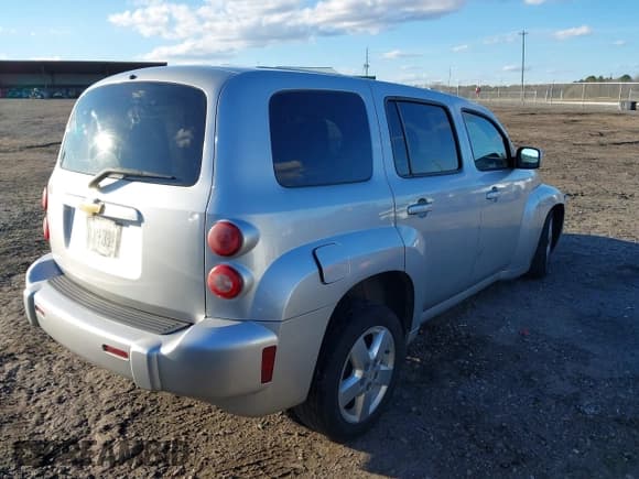 ✅ 2011 Chevrolet HHR 1LT • VIN: 3GNBABFW2BS511872 • Lot: 41213613. Listed on IAAI with 182,508 mi. Free auction sales archive from the USA and detailed vehicle history report at DreamBid. Image 4.
