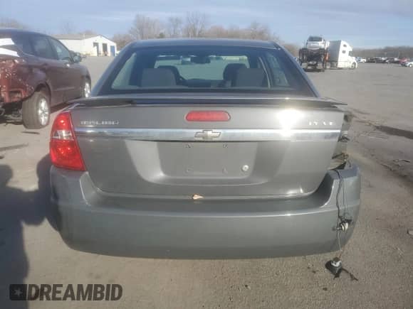 2007 Chevrolet Malibu 2LT z VIN 1G1ZT58N27F168587, wystawiony jako Copart lot #82977884 z przebiegiem 143 703 mil mil oraz Szkoda całkowita • Salvage title. Historia ofert i sprzedaży dostępna na DreamBid. Obrazek 6.