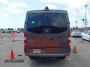 ✅ 2015 Mercedes-Benz Sprinter Passenger • VIN: WDZPE7DC1FP111850 • Lot: 41920037. Wystawiony na IAAI z przebiegiem 127 121 mil. Bezpłatny archiwum sprzedaży aukcyjnych z USA i szczegółowy raport historii pojazdu na DreamBid. Zdjęcie 16.