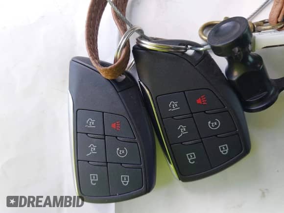 2022 Chevrolet Tahoe Z71 z VIN 1GNSKPKD2NR174478, wystawiony jako IAAI lot #42016813 z przebiegiem 71 801 mil mil oraz . Historia ofert i sprzedaży dostępna na DreamBid. Obrazek 11.