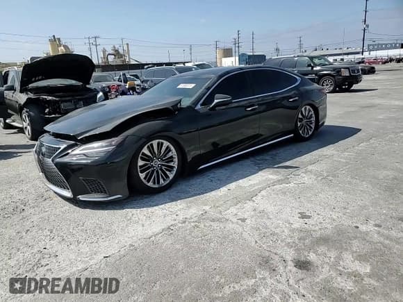 ✅ 2021 Lexus LS 500 • VIN: JTHD51FF2M5013148 • Lot: 61388515. Wystawiony na Copart z przebiegiem 26 058 mil. Bezpłatny archiwum sprzedaży aukcyjnych z USA i szczegółowy raport historii pojazdu na DreamBid. Zdjęcie 13.