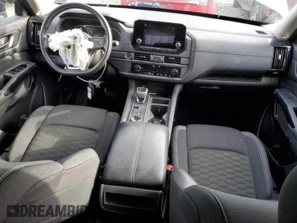 ✅ 2023 Nissan Pathfinder S • VIN: 5N1DR3AC7PC255248 • Lot: 86204924. Wystawiony na Copart z przebiegiem 15 563 mil. Bezpłatny archiwum sprzedaży aukcyjnych z USA i szczegółowy raport historii pojazdu na DreamBid. Zdjęcie 8.