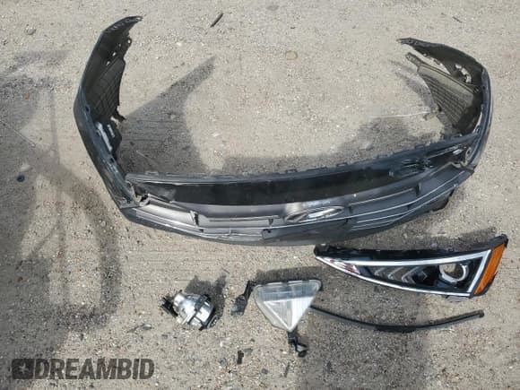 ✅ 2019 Hyundai Elantra SEL • VIN: 5NPD84LF4KH497478 • Лот: 82286005. Опубликован ранее на Copart с пробегом 110 464 миль. Бесплатный доступ к архиву аукционных продаж из США и подробный отчёт об истории автомобиля на DreamBid. Изображение 12.