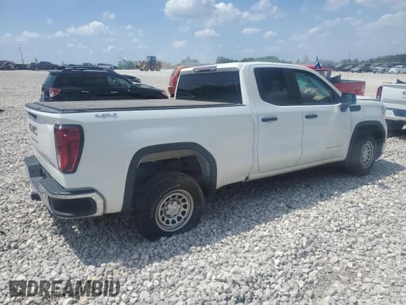 ✅ 2020 GMC Sierra 1500 • VIN: 1GTR9AEF0LZ202661 • Лот: 59924055. Опубликован ранее на Copart с пробегом Не указан. Бесплатный доступ к архиву аукционных продаж из США и подробный отчёт об истории автомобиля на DreamBid. Изображение 3.