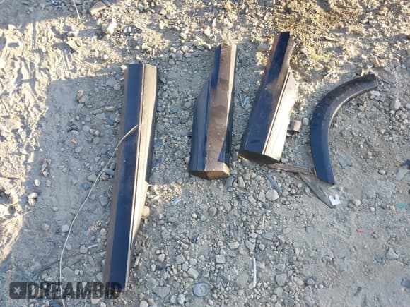 ✅ 2018 Jeep Renegade Altitude • VIN: ZACCJABB7JPJ08137 • Lot: 40564970. Wystawiony na IAAI z przebiegiem 56 407 mil. Bezpłatny archiwum sprzedaży aukcyjnych z USA i szczegółowy raport historii pojazdu na DreamBid. Zdjęcie 12.