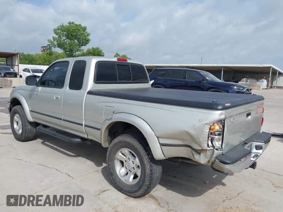 ✅ 2002 Toyota Tacoma PreRunner • VIN: 5TESN92N62Z024703 • Lot: 42511872. Listed on IAAI with 287,828 mi. Free auction sales archive from the USA and detailed vehicle history report at DreamBid. Image 3.