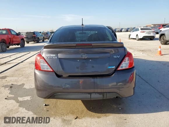 ✅ 2015 Nissan Versa SV • VIN: 3N1CN7AP3FL822924 • Лот: 71010885. Опубликован ранее на Copart с пробегом 89 714 миль. Бесплатный доступ к архиву аукционных продаж из США и подробный отчёт об истории автомобиля на DreamBid. Изображение 6.