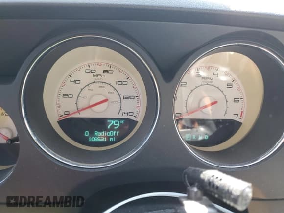 ✅ 2012 Dodge Challenger SXT • VIN: 2C3CDYAG2CH293416 • Lot: 73432504. Wystawiony na Copart z przebiegiem 108 531 mil. Bezpłatny archiwum sprzedaży aukcyjnych z USA i szczegółowy raport historii pojazdu na DreamBid. Zdjęcie 9.