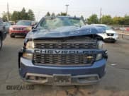 ✅ 2019 Chevrolet Silverado 1500 Custom • VIN: 1GCRYBEH7KZ413798 • Lot: 63088314. Wystawiony na Copart z przebiegiem 53 626 mil. Bezpłatny archiwum sprzedaży aukcyjnych z USA i szczegółowy raport historii pojazdu na DreamBid. Zdjęcie 5.