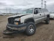✅ 2003 Chevrolet Silverado 2500HD LS • VIN: 1GCHC29123E274857 • Лот: 53446795. Опубликован ранее на Copart с пробегом 198 736 миль. Бесплатный доступ к архиву аукционных продаж из США и подробный отчёт об истории автомобиля на DreamBid. Изображение 1.