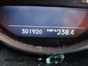 ✅ 2010 Acura RL Technology • VIN: JH4KB2F68AC000143 • Lot: 41371010. Wystawiony na IAAI z przebiegiem 301 920 mil. Bezpłatny archiwum sprzedaży aukcyjnych z USA i szczegółowy raport historii pojazdu na DreamBid. Zdjęcie 15.