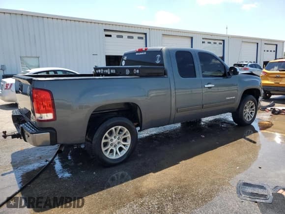 ✅ 2011 GMC Sierra 1500 SLE • VIN: 1GTR1VEA0BZ396111 • Lot: 70116465. Wystawiony na Copart z przebiegiem 176 042 mil. Bezpłatny archiwum sprzedaży aukcyjnych z USA i szczegółowy raport historii pojazdu na DreamBid. Zdjęcie 3.
