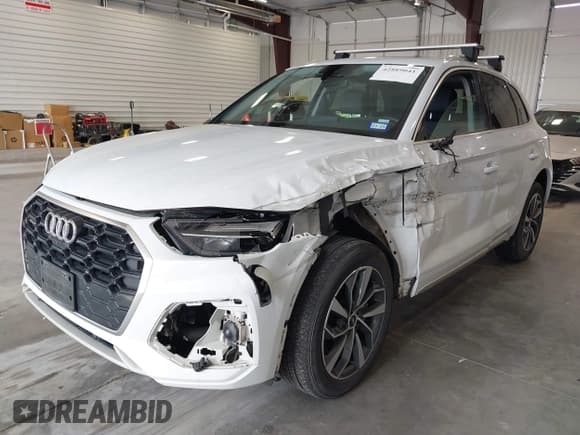 ✅ 2023 Audi Q5 S line Premium Plus • VIN: WA1EAAFYXP2121021 • Lot: 42889041. Wystawiony na IAAI z przebiegiem 50 565 mil. Bezpłatny archiwum sprzedaży aukcyjnych z USA i szczegółowy raport historii pojazdu na DreamBid. Zdjęcie 18.