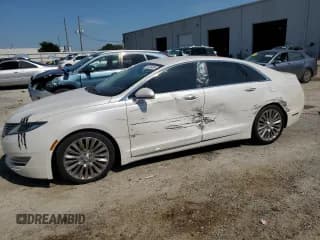 ✅ 2013 Lincoln MKZ • VIN: 3LN6L2GK4DR822077 • Lot: 70010495. Wystawiony na Copart z przebiegiem 110 193 mil. Bezpłatny archiwum sprzedaży aukcyjnych z USA i szczegółowy raport historii pojazdu na DreamBid. Zdjęcie 1.