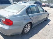 ✅ 2007 BMW 3 Series 328xi • VIN: WBAVC935X7KX55130 • Лот: 42018618. Опубликован ранее на IAAI с пробегом 232 500 миль. Бесплатный доступ к архиву аукционных продаж из США и подробный отчёт об истории автомобиля на DreamBid. Изображение 4.