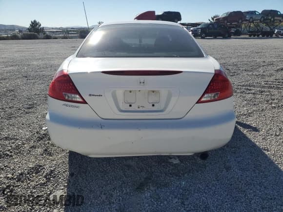 ✅ 2007 Honda Accord LX • VIN: 1HGCM71357A004389 • Lot: 84451965. Listed on Copart with 317,331 mi. Free auction sales archive from the USA and detailed vehicle history report at DreamBid. Image 6.