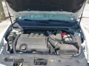 ✅ 2012 Lincoln MKS • VIN: 1LNHL9DR6CG806701 • Lot: 42085663. Wystawiony na IAAI z przebiegiem 52 271 mil. Bezpłatny archiwum sprzedaży aukcyjnych z USA i szczegółowy raport historii pojazdu na DreamBid. Zdjęcie 10.