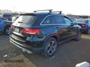 ✅ 2019 Mercedes-Benz GLC 300 • VIN: WDC0G4KB3KV166028 • Лот: 94652465. Опубликован ранее на Copart с пробегом 188 883 миль. Бесплатный доступ к архиву аукционных продаж из США и подробный отчёт об истории автомобиля на DreamBid. Изображение 3.