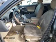 ✅ 2010 Toyota RAV4 • VIN: 2T3BF4DV1AW062802 • Лот: 52345004. Опубликован ранее на Copart с пробегом 215 863 миль. Бесплатный доступ к архиву аукционных продаж из США и подробный отчёт об истории автомобиля на DreamBid. Изображение 7.