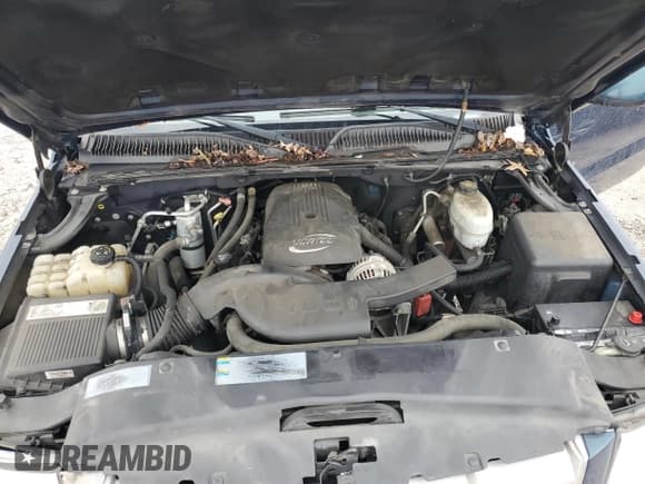 ✅ 2005 Cadillac Escalade • VIN: 1GYEC63T05R169695 • Лот: 85559294. Опубликован ранее на Copart с пробегом 214 935 миль. Бесплатный доступ к архиву аукционных продаж из США и подробный отчёт об истории автомобиля на DreamBid. Изображение 12.