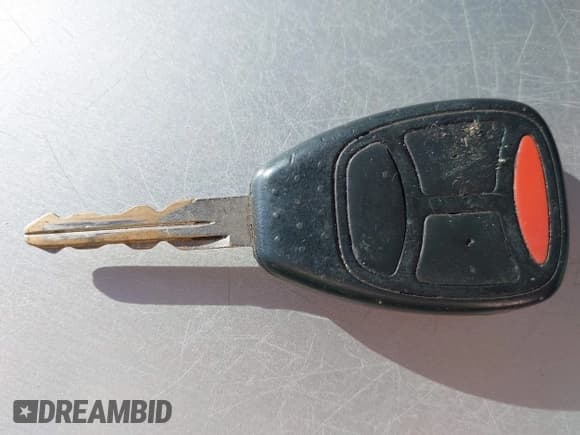 ✅ 2007 Dodge Charger • VIN: 2B3KA43GX7H667428 • Лот: 43123743. Опубликован ранее на IAAI с пробегом 138 172 миль. Бесплатный доступ к архиву аукционных продаж из США и подробный отчёт об истории автомобиля на DreamBid. Изображение 11.