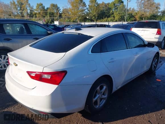 2017 Chevrolet Malibu LS with VIN 1G1ZC5ST3HF237537, listed as a IAAI auction lot 43436353 with 182,205 mi miles and . Bid and sale history available at DreamBid. Image 4.