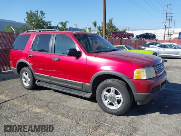 ✅ 2003 Ford Explorer XLT • VIN: 1FMZU63KX3ZA77188 • Lot: 40849950. Wystawiony na IAAI z przebiegiem 316 165 mil. Bezpłatny archiwum sprzedaży aukcyjnych z USA i szczegółowy raport historii pojazdu na DreamBid. Zdjęcie 1.