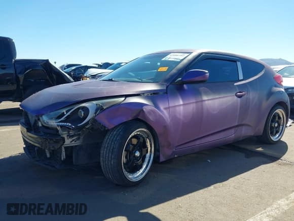 ✅ 2014 Hyundai Veloster • VIN: KMHTC6AD9EU192734 • Lot: 43486592. Wystawiony na IAAI z przebiegiem 142 610 mil. Bezpłatny archiwum sprzedaży aukcyjnych z USA i szczegółowy raport historii pojazdu na DreamBid. Zdjęcie 6.