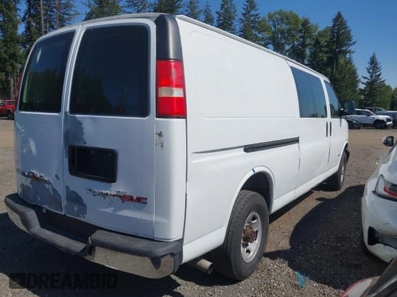 ✅ 2007 GMC Savana • VIN: 1GTHG392771146601 • Лот: 42146340. Опубликован ранее на IAAI с пробегом 313 989 миль. Бесплатный доступ к архиву аукционных продаж из США и подробный отчёт об истории автомобиля на DreamBid. Изображение 4.